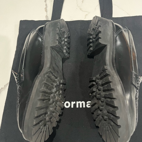 Reformation Agathea Chunky Loafer - US 7 Black - Picture 10 of 10